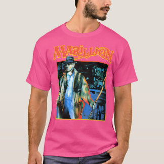 無数の人々を描写する Tシャツ