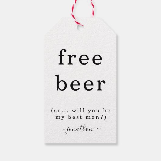 無料おもしろいのビールが私の花婿介添人ラベル ギフトタグ (裏面)