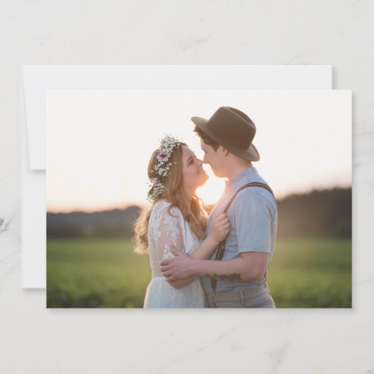 無料で飲み放題!おしゃれでモダンな写真撮影付きの結婚式 セーブザデート (裏面)