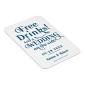 無料ドリンクおもしろいウェディングカジュアル日付を保存 マグネット (右側)