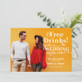 無料ドリンクおもしろいウェディングカジュアル日付を保存 招待状 (スタンド正面)