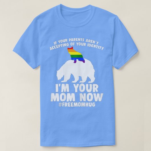 無料ママHugsマ誇りを持ったマベアLGBTゲイプライドLGBTQ Tシャツ (デザイン正面)