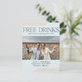 無料モダン飲み物おもしろい結婚式の日付を保存 ポストカード (スタンド正面)