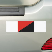 無秩序の旗の赤い黒 バンパーステッカー (車上)