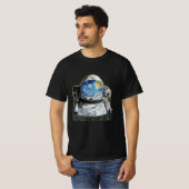 無限と超える宇宙飛行士 Tシャツ (正面フル)