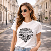 無限に昇る 女性 ビンテージタイポグラフィ Tシャツ