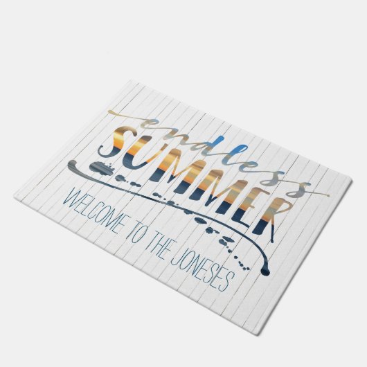 無限の夏の熱帯休暇の日没のタイポグラフィ ドアマット (アングル)