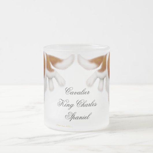 無頓着なチャールズ王スパニエル犬の曇らされたマグ フロストグラスマグカップ (中央)