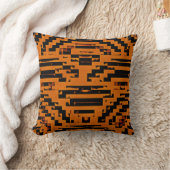 焦げたオレンジ色のテラコッタと黒いパタモダンーン クッション (ブランケット)