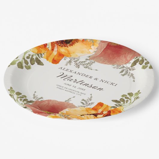 焦げたオレンジ色のフローラウェディングレセプション花婿 ペーパープレート (アングル)