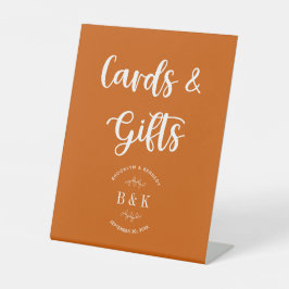 焦橙色燙金字母花卉婚禮卡片和禮物 台座サイン