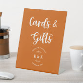 焦橙色燙金字母花卉婚禮卡片和禮物 台座サイン (インサイチュ)