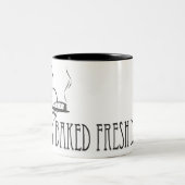 焼いたな毎日および新しいコーヒー ツートーンマグカップ (中央)