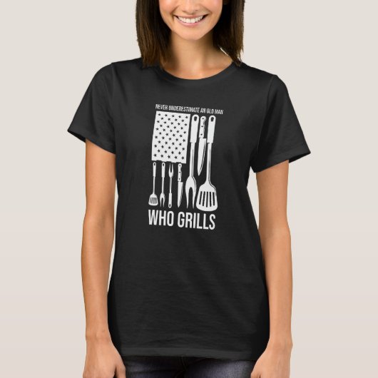 焼き物を焼く老人を過小評価する Tシャツ (正面)