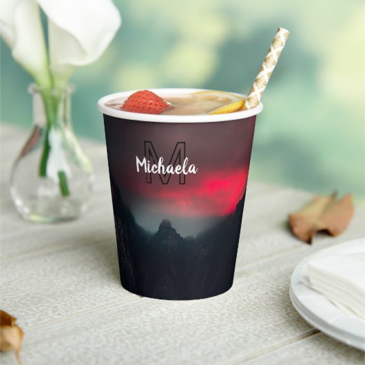 焼ける雲、霧、山の空のモノグラム 紙コップ (インサイチュ)