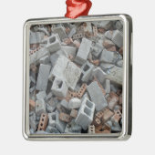 煉瓦及びブロックの破壊の荒石の残骸 メタルオーナメント (左)