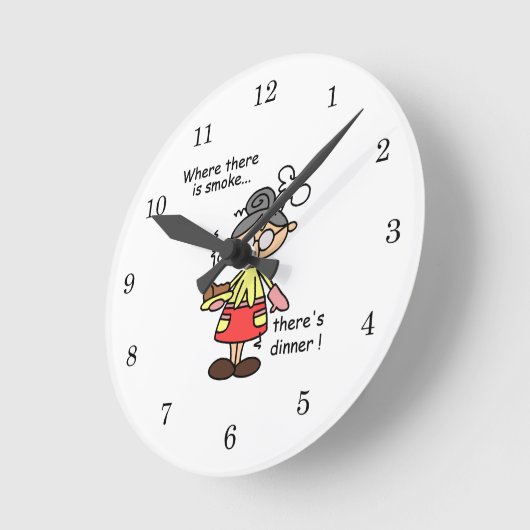 煙および夕食のTシャツおよびギフト ラウンド壁時計 (傾斜)
