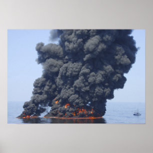 煙と火の黒い雲が現れる2 ポスター