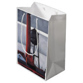 煙突と水の塔(by Charles Demuth) ミディアムペーパーバッグ (裏面アングル)