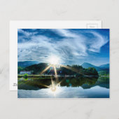 煙突の岩の近くの湖のルアーの風景 ポストカード (正面/裏面)