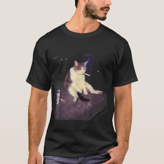 煙草を吸う子猫 ふざけた喫煙猫 ミーム 馬鹿げたジョーク Tシャツ (正面)