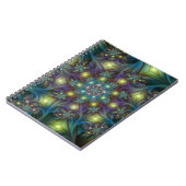 照らされた抽象芸術の青い紫のフラクタルパターン ノートブック (左側)