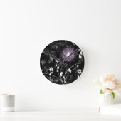 照光紫色の蝶と花のデザイン ラウンド壁時計 (ホーム)