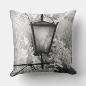 照明器具の白黒表示 クッション (裏面)