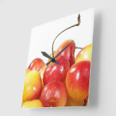 熟したさくらんぼ スクエア壁時計 (傾斜)