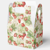 熟した赤いイチゴ畑 フェイバーボックス (見開き)