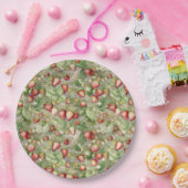 熟した赤いイチゴ畑 ペーパープレート (パーティー)