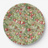 熟した赤いイチゴ畑 ペーパープレート (正面)