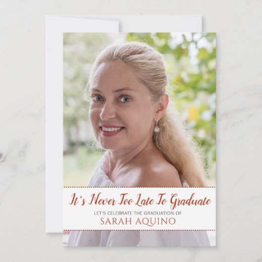 熟女の写真は決して遅すぎる卒業パーティー 招待状 (正面)