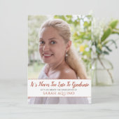 熟女の写真は決して遅すぎる卒業パーティー 招待状 (スタンド正面)