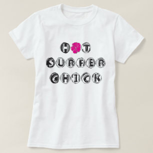 熱いサーファーのひよこ Tシャツ