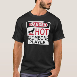 熱いトロンボーンプレーヤー Tシャツ