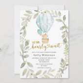 熱い空気バルーン我々は赤ちゃんシャワーを待つことができる 招待状 (正面)