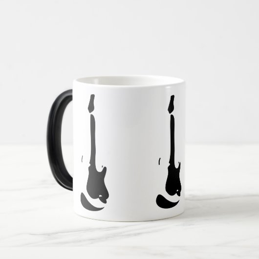 熱によって活動化させる現われるギターのマグ モーフィングマグカップ (正面左)