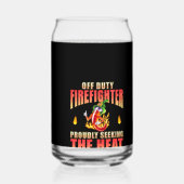 熱を求めて意気揚々と非番の消防士 ガラス缶 (裏面)