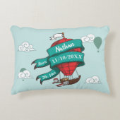 熱パーソナライズされた気球ベビー誕生記念 アクセントクッション (正面)