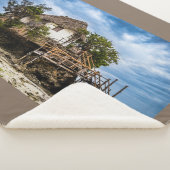 熱帯のサンゴ露頭の上の絵のような家 シェルパブランケット (3/4)