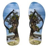 熱帯のサンゴ露頭の上の絵のような家 ビーチサンダル (ソール)