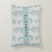 熱帯のシーホース、シーホースのパターン、あなたの名前 アクセントクッション (正面(垂直))