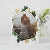 熱帯のヤシの木の写真は日付を保存して金箔 招待状 (スタンド正面)