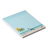 熱帯の夏のビーチで白黒のイギー犬 ノートパッド (アングル)