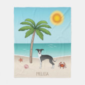 熱帯の夏のビーチで白黒のイギー犬 フリースブランケット (正面)