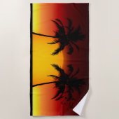 熱帯の夕焼けとヤシの木 ビーチタオル (正面)