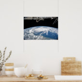 熱帯の嵐のビルから。宇宙局 ポスター (キッチン)