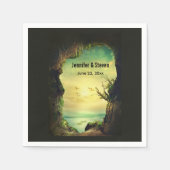 熱帯の海を見下ろす洞窟の結婚写真 スタンダードカクテルナプキン (正面)