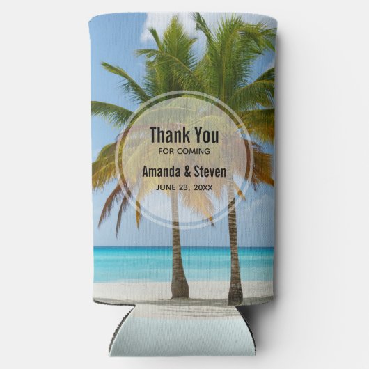 熱帯の美しいヤシの木ビーチ結婚式 スリム缶クーラー (裏面)